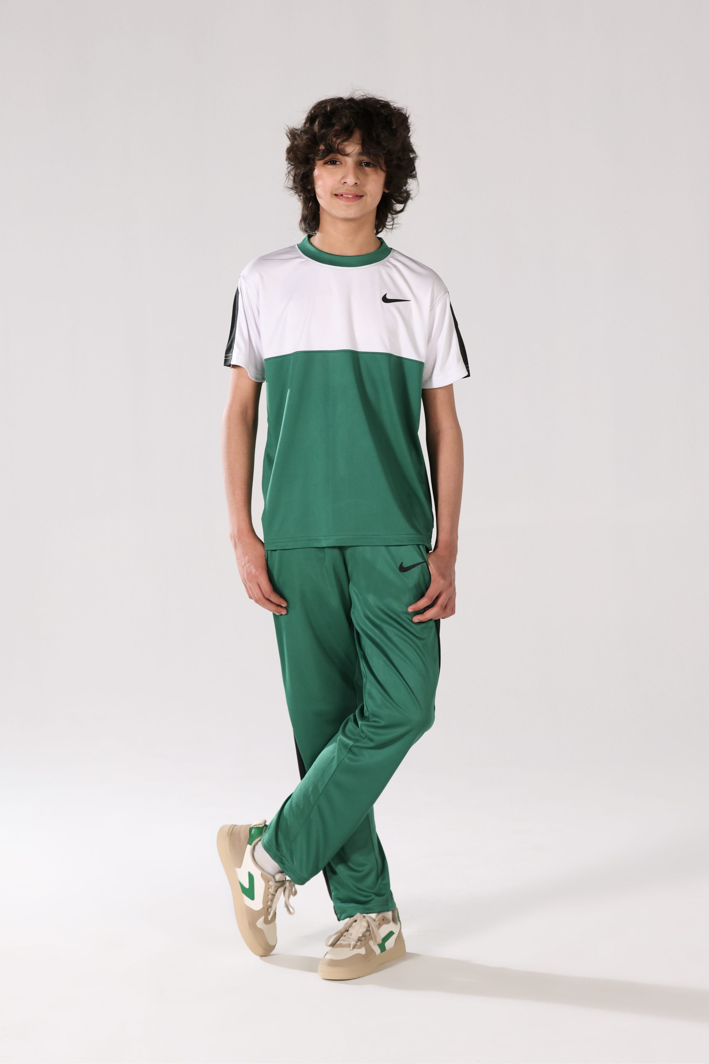 Play Mode On – White/Green