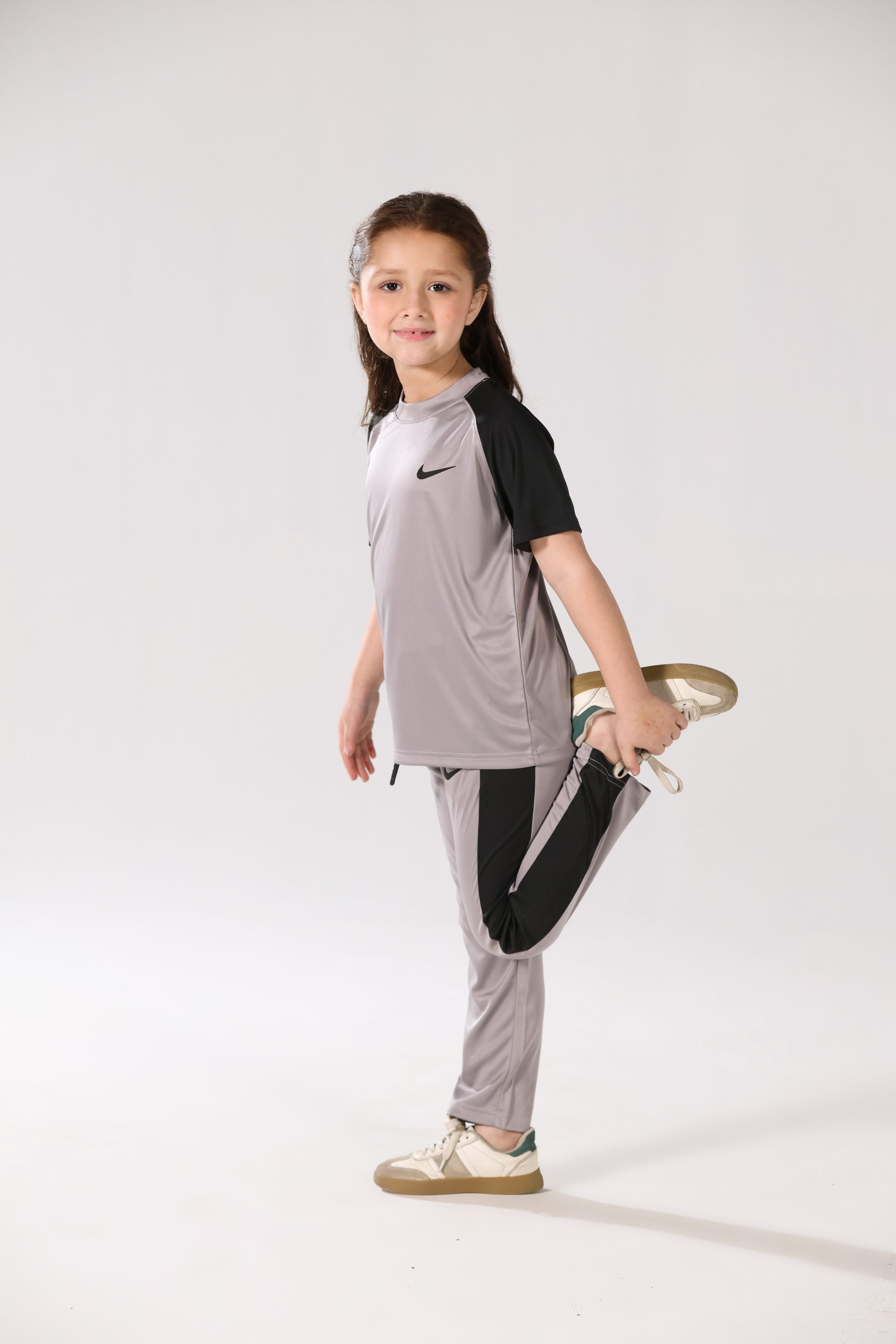Junior Hustle Fit – Grey/Black