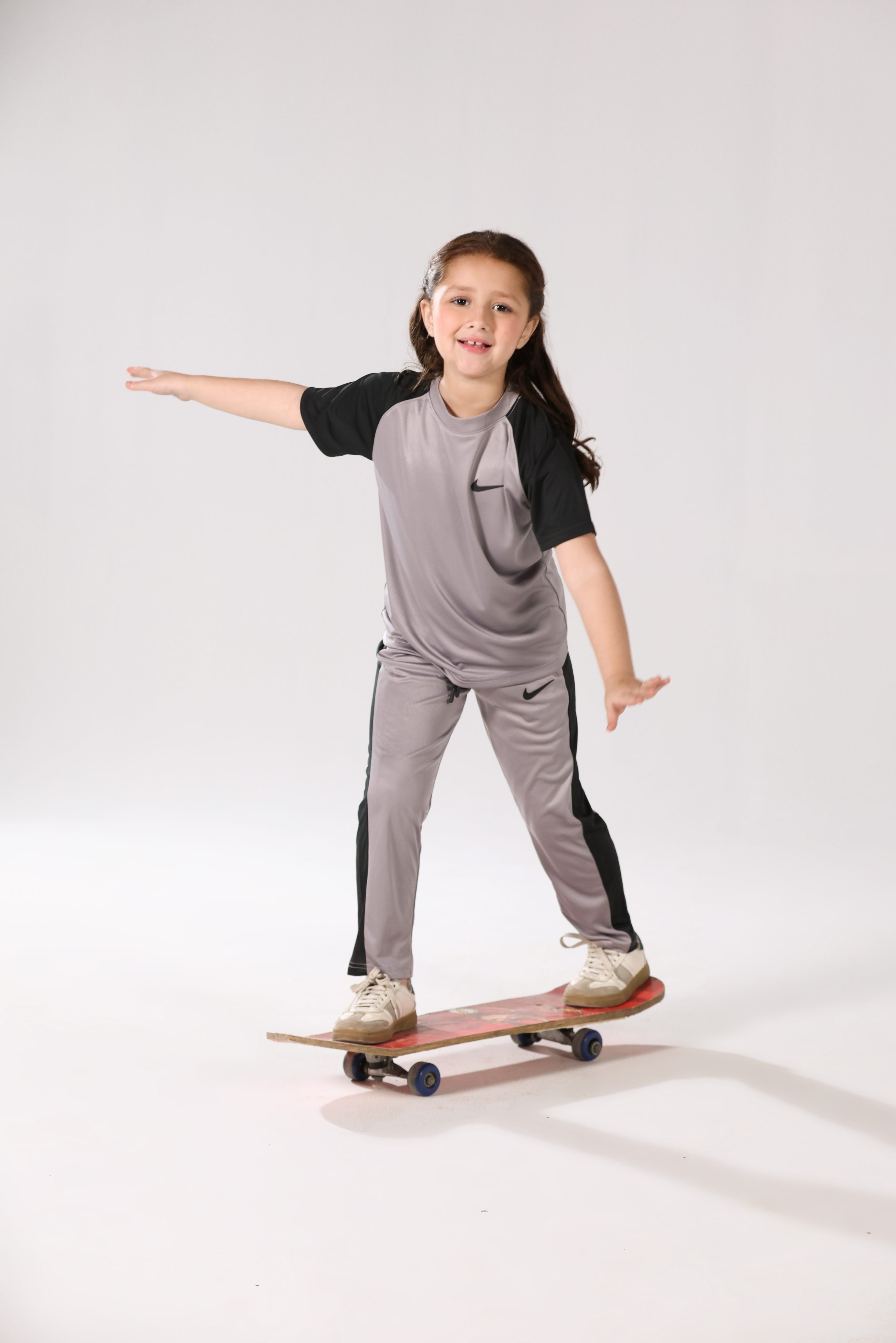 Junior Hustle Fit – Grey/Black